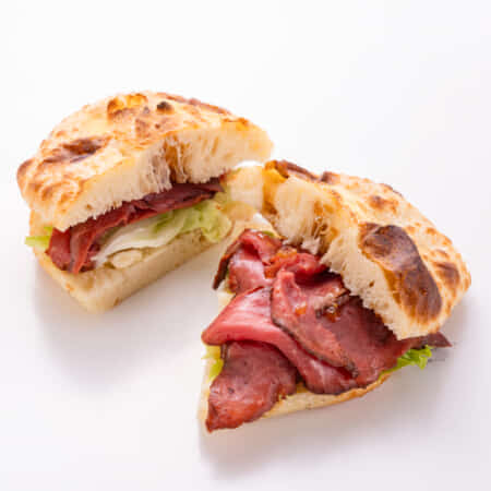 ローストビーフサンドセット｜各務原でピザ・ハンバーガーのデリバリー・テイクアウトならボムボムキッチン各務原店